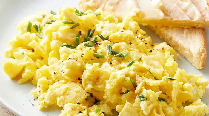Scrambled Eggs & Omelettes